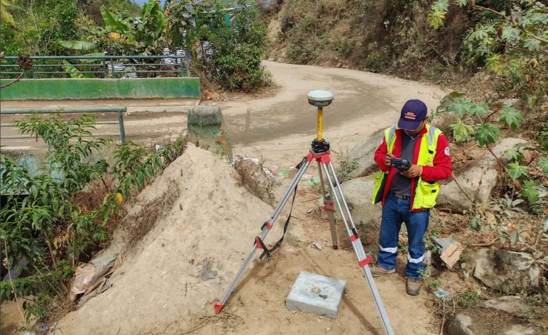 Trabajo de campo con receptor GNSS